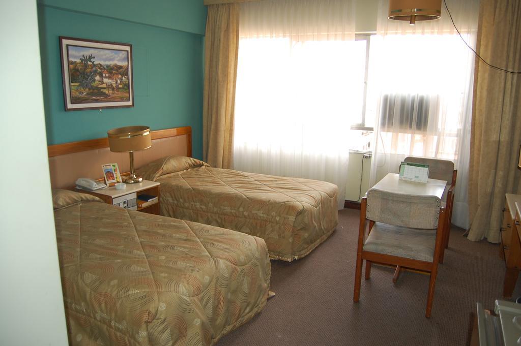Cesar'S Plaza Hotel Cochabamba Bagian luar foto