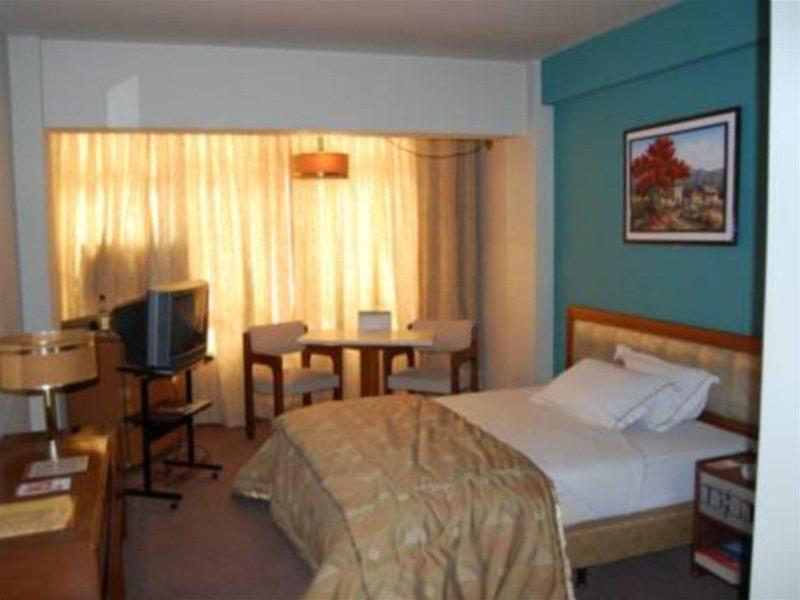 Cesar'S Plaza Hotel Cochabamba Bagian luar foto