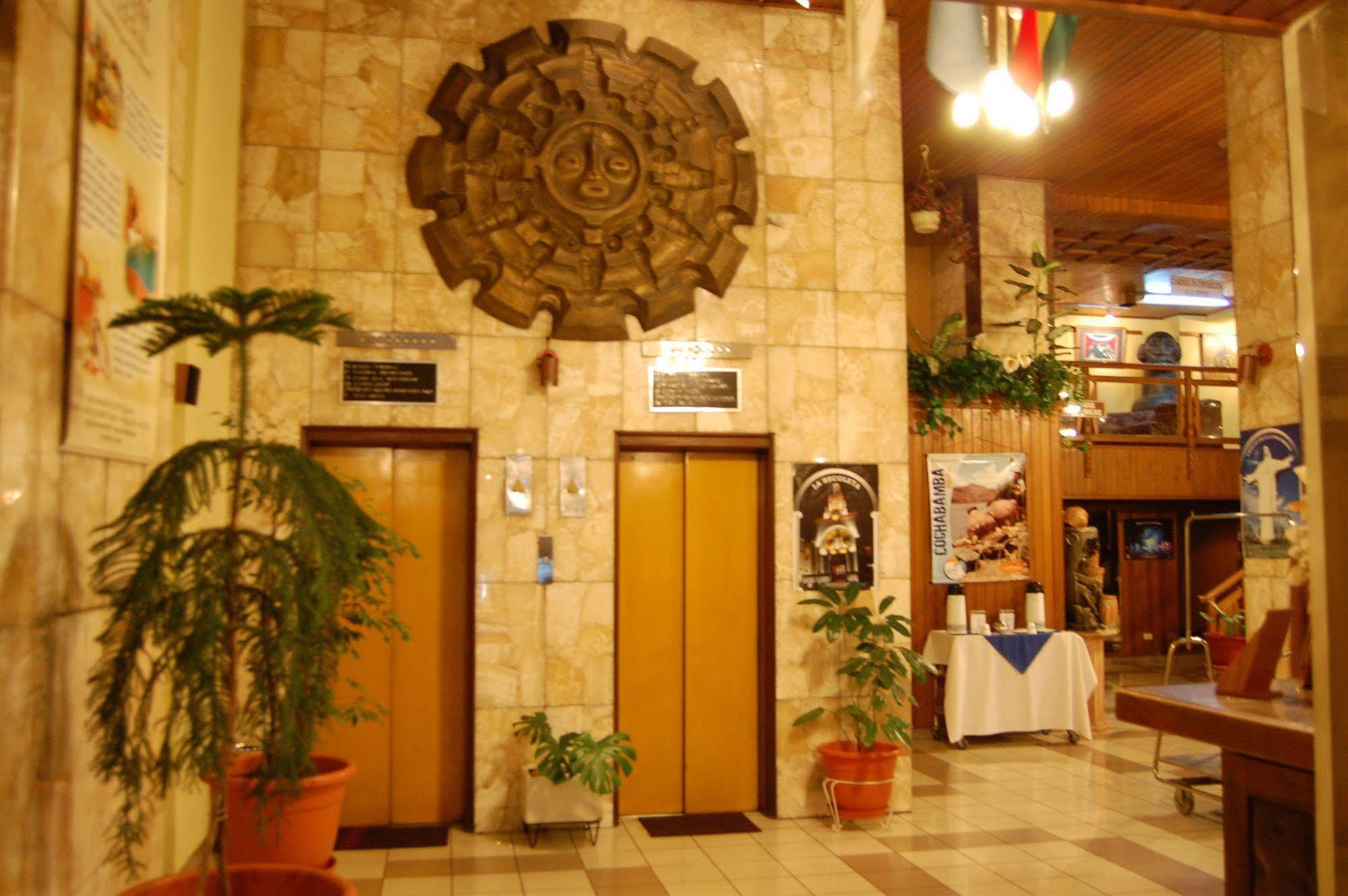 Cesar'S Plaza Hotel Cochabamba Bagian luar foto